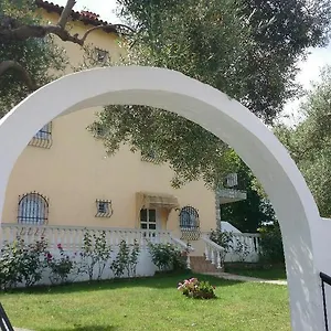 https://kassandra-bay.hotelschalkidiki.net