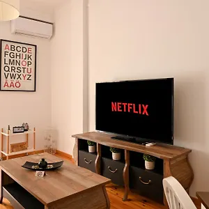 https://thessaloniki-center-apartment-on-the-sunset.hotels-of-thessaloniki.com